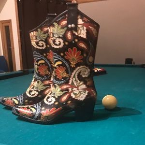 Henry Ferrera cowboy rain boots